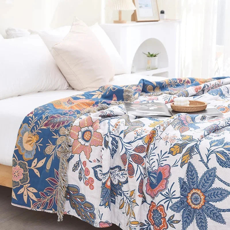 Cotton Blanket with Floral Pattern