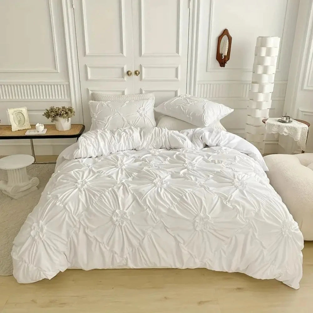 Duvet Cover Set with Pinch Pleat