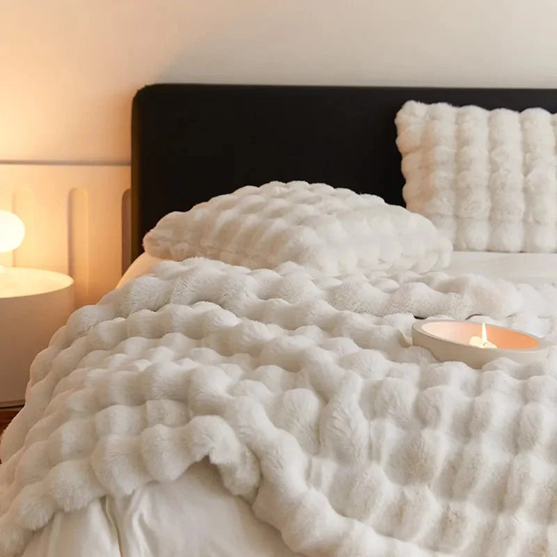 Faux Fur Blanket | Ultra-Soft Double-Lined All-Season