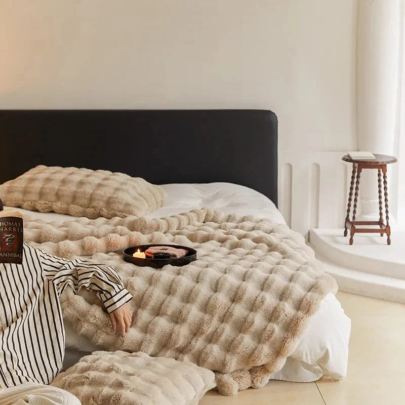 Faux Fur Blanket | Ultra-Soft Double-Lined All-Season