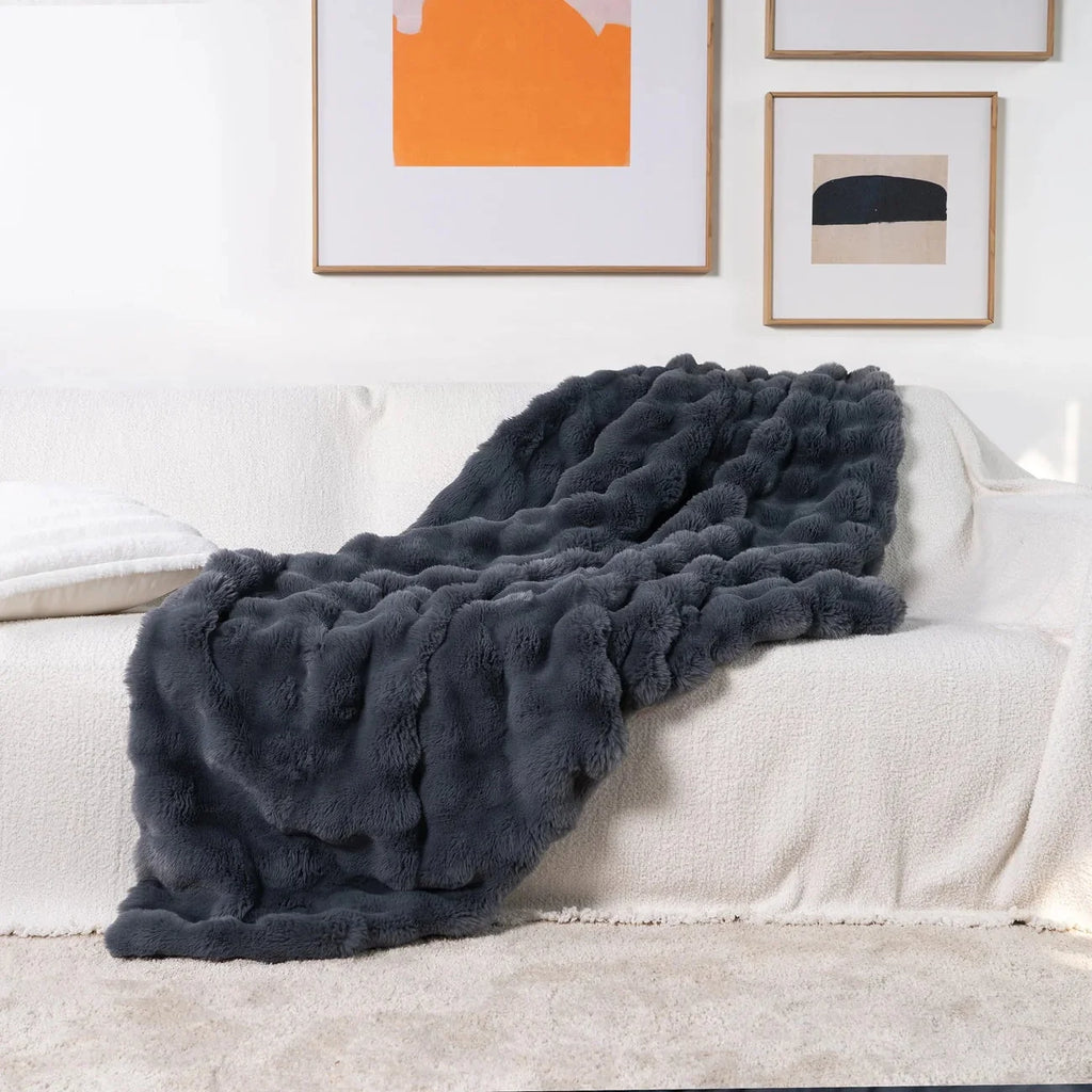 Faux Fur Blanket | Ultra-Soft Double-Lined All-Season