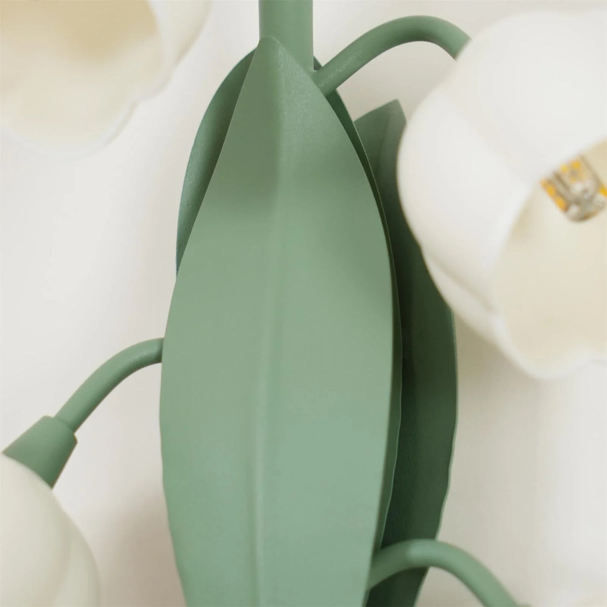 Indoor Wall Lamp | Lifelike Orchid Design & Soft Ambient Light