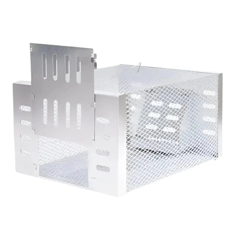 Live Mouse Trap with One-Way Door Mechanism