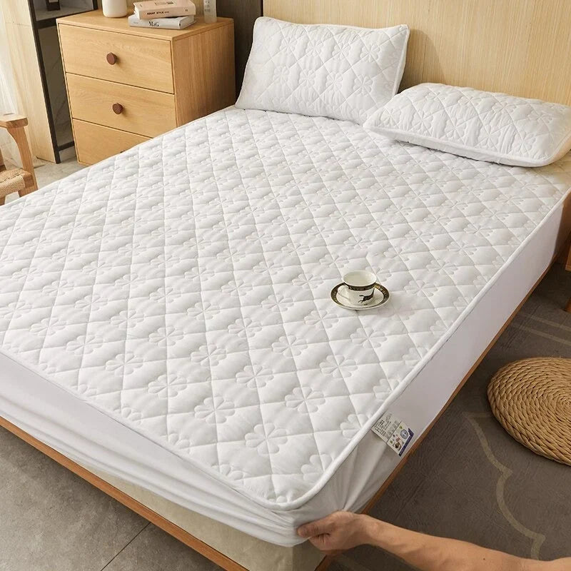 Mattress Protector & Pillow Covers | Waterproof & Hypoallergenic | 160 x 200 cm
