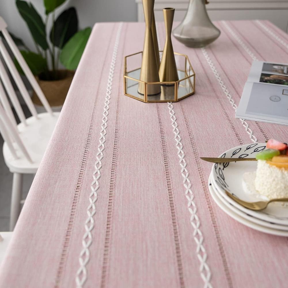 Tablecloth with Cotton-Linen Blend