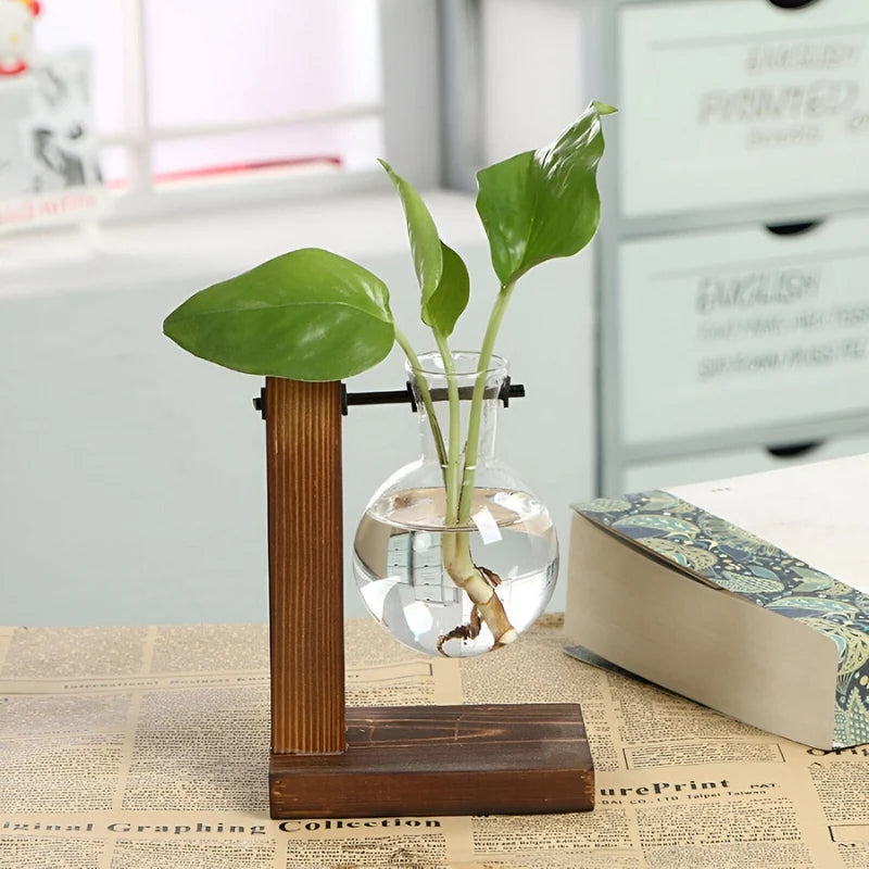 Tabletop Vase | Follower-Style Bulb & Curved Base | Brown