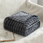 Throw Blanket | 3D Bubble Plush & Breathable Microfiber Fleece | 70 x 100 cm