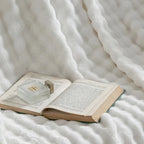 Throw Blanket | 3D Bubble Plush & Breathable Microfiber Fleece | 70 x 100 cm