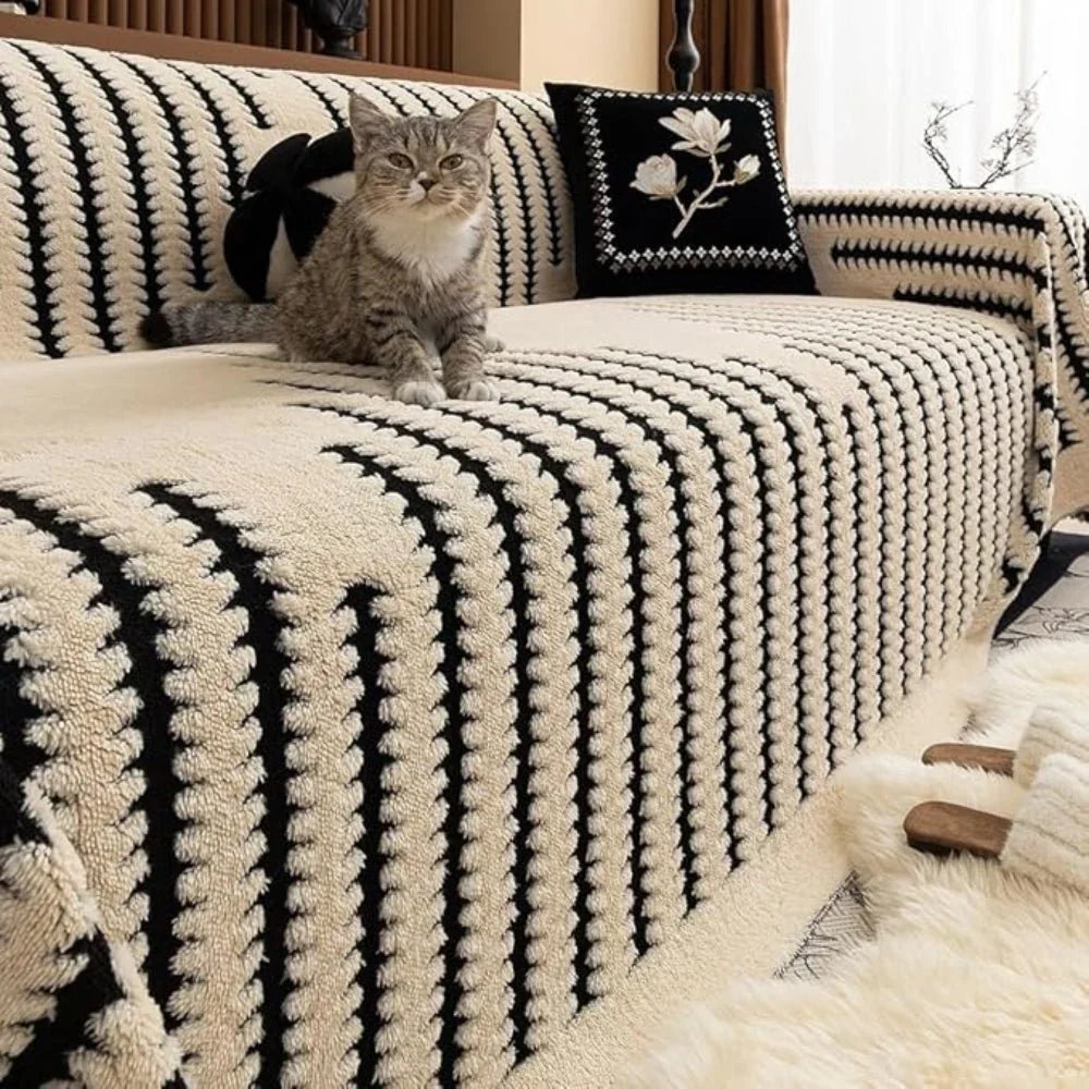 Throw Blanket | Plush Tufted Microfiber & Machine Washable | 130 x 160 cm