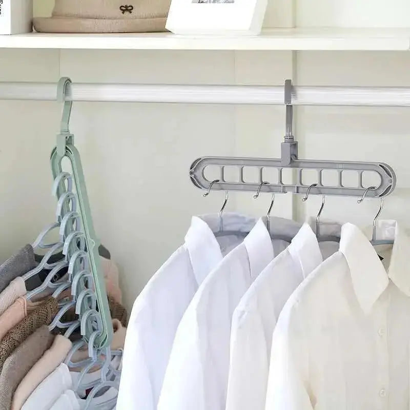 Wardrobe Organizer with Cascading Hangers